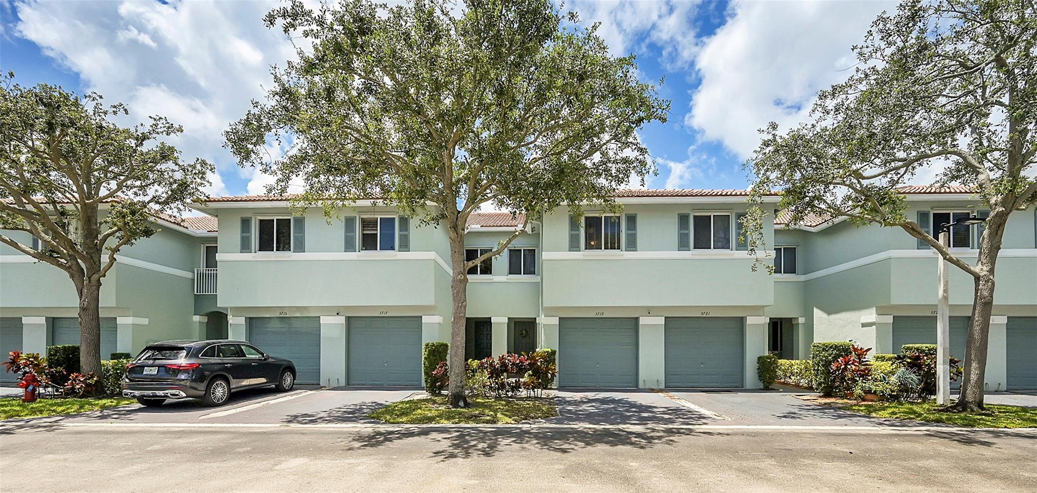 Oleander Ter, Riviera Beach, FL 33404