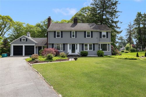 2 Carvin Ct, Warwick, RI, 02886-9404 | Card Image