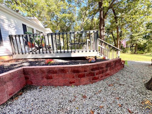 lake-dabinawa-4853 Cheyenne Ln, McLouth, KS, 66054 | Card Image