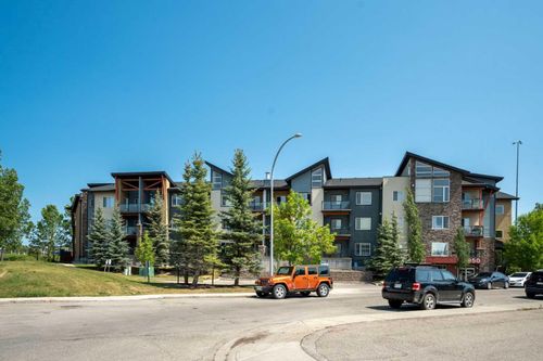 113-3950 46 Ave Nw, Calgary, AB, T3A0L9 | Card Image