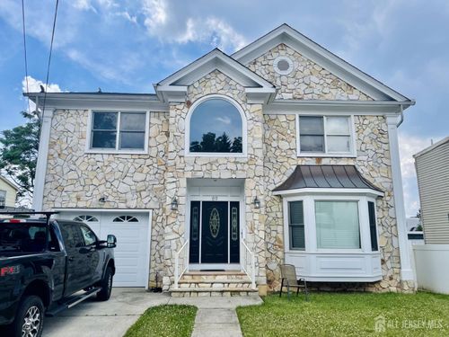 89 Sharot St, Carteret, NJ, 07008-2908 | Card Image