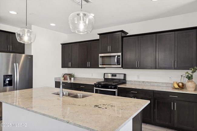 Kitchen | Image 8