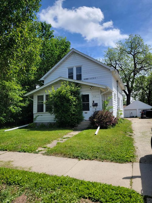 712 8th Ave Se, Rochester, MN, 55904-7344 | Card Image