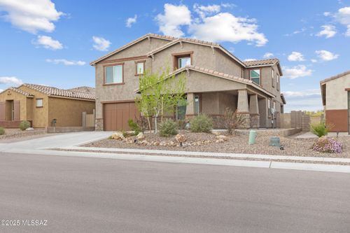 1093 E Silver Ray Dr, Oro Valley, AZ, 85737-0043 | Card Image