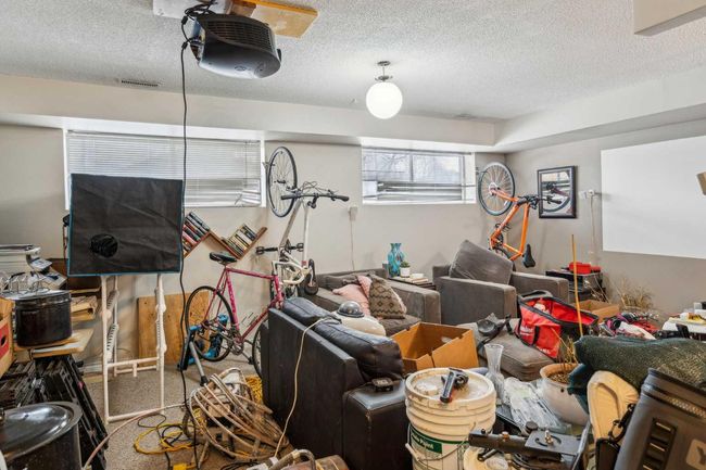 509 and 511 13 Avenue Ne, Home with 5 bedrooms, 2 bathrooms and 3 parking in Calgary AB | Image 40