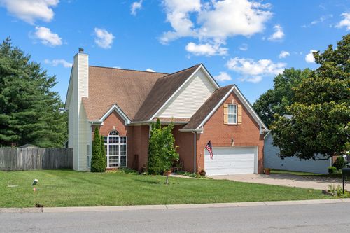2104 Loudenslager Dr, Thompsons Station, TN, 37179-5312 | Card Image