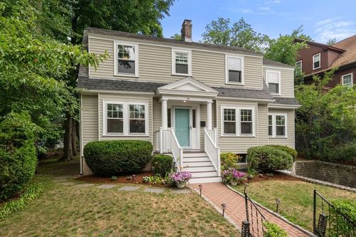 16 Lewis St, Newton, MA, 02458-1825 | Card Image