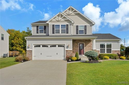 16 Crabapple Ln, Lancaster, NY, 14086-9227 | Card Image