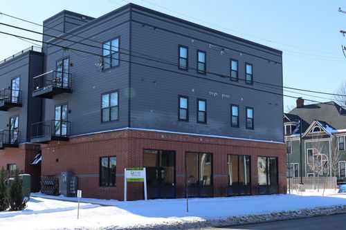 615 W Kalamazoo Ave, Kalamazoo, MI, 49007-3321 | Card Image