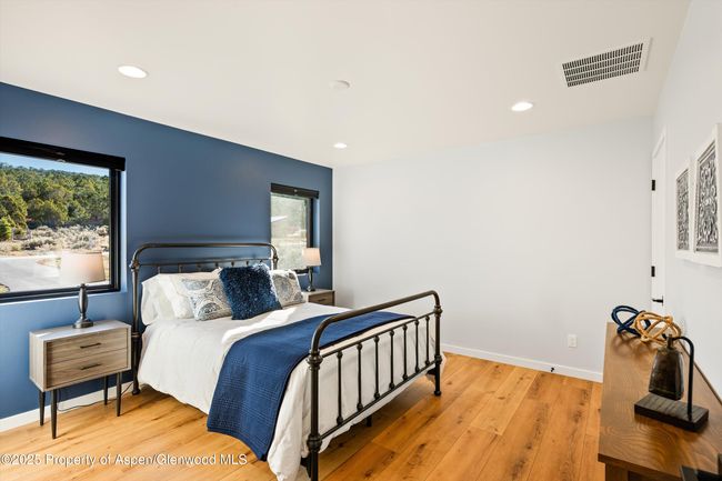950 Hidden Valley Dr, House other with 3 bedrooms, 3 bathrooms and null parking in Glenwood Springs CO | Image 13
