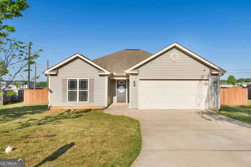 304 Worchester Cir, Perry, GA, 31069-5918 | Card Image