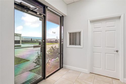 op-1821 Commercial Dr, Harvey, LA, 70058-2378 | Card Image
