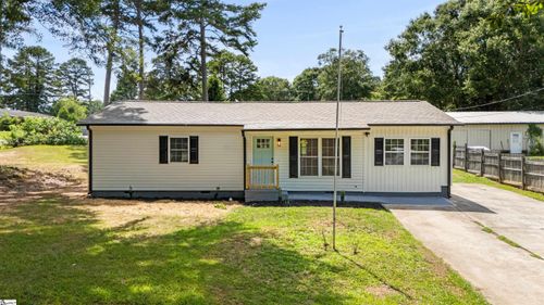 1 Lamar Cir, Greenville, SC, 29605-1631 | Card Image