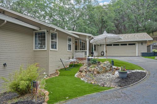 2101 Secret Diggin Ct, Cool, CA, 95614-2601 | Card Image