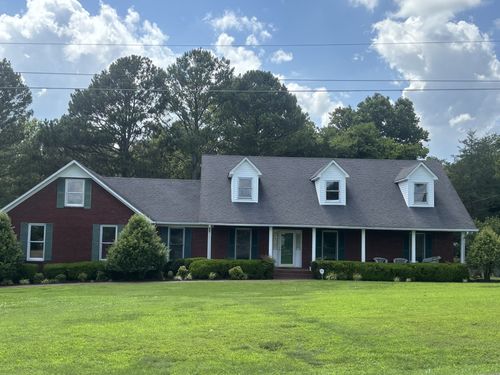 405 Westgate Dr, Pulaski, TN, 38478-9563 | Card Image