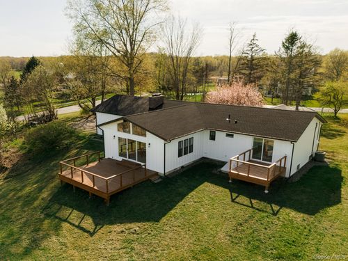 214 Wallkill Rd, Walden, NY, 12586-2240 | Card Image