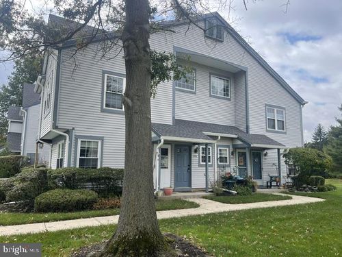 392 Andover Pl, Robbinsville, NJ, 08691-3443 | Card Image
