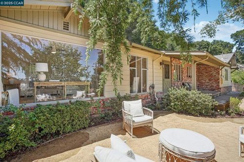 6 Lucille Way, Orinda, CA, 94563-3715 | Card Image