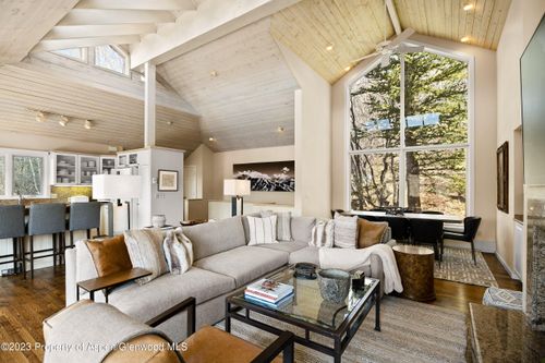 42 Nighthawk Ln, Aspen, CO, 81611 | Card Image