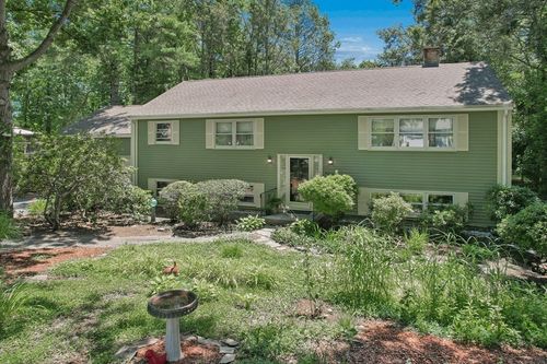 19 Hickory Dr, Worcester, MA, 01609-1016 | Card Image
