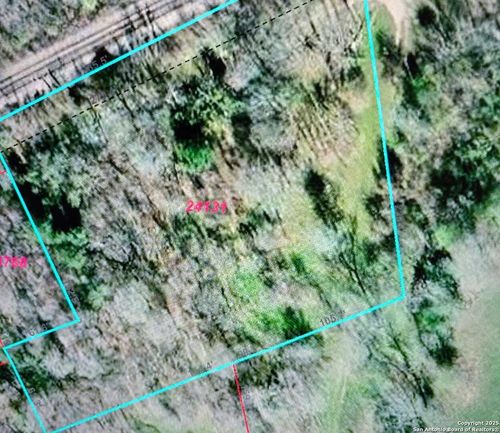 330 Half Ave, Rockdale, TX, 76567-3346 | Card Image