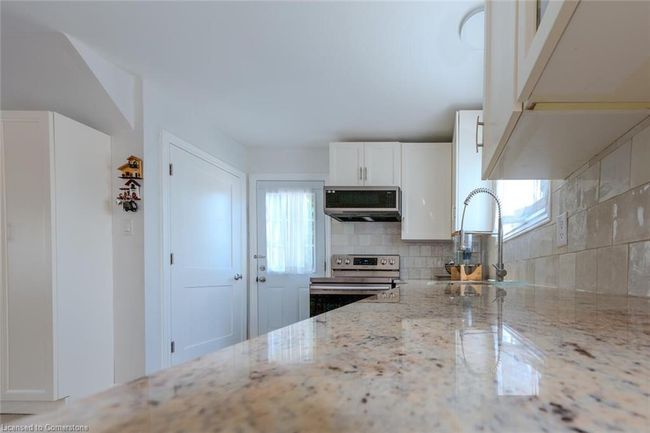 56 Raleigh Crt, House other with 3 bedrooms, 3 bathrooms and 2 parking in Hamilton ON | Image 11
