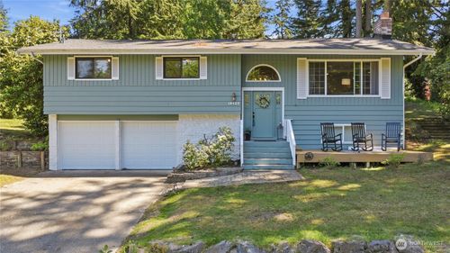 18427 Homeview Drive, Edmonds, WA, 98026 | Card Image