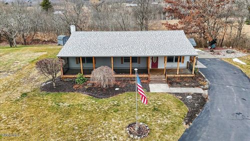 1033 Hudson Ave, Stillwater, NY, 12170-3434 | Card Image