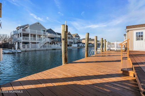 475 Long Ave, Manasquan, NJ, 08736-3301 | Card Image