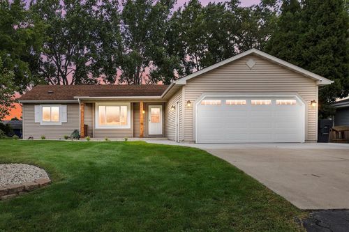 2812 Stonebridge Drive, Caledonia, WI, 53404 | Card Image