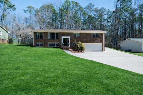 670 Teague Dr Nw, Kennesaw, GA, 30152-3753 | Card Image