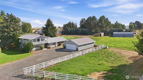 4537 Dunn St Ne, Moses Lake, WA, 98837-9061 | Card Image