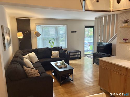 29-245 Sunnyridge Ave, Fairfield, CT, 06824-4645 | Card Image