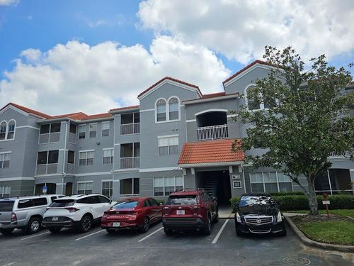 716-18001 Richmond Place Dr, TAMPA, FL, 33647-1746 | Card Image