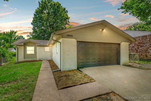 18542 1st St, Tulsa, OK, 74108-2323 | Card Image