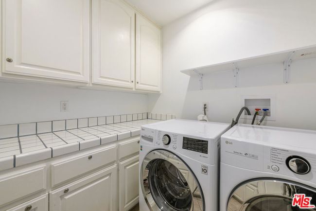 8760 White Oak Ave, House other with 4 bedrooms, 4 bathrooms and 8 parking in Sherwood Forest CA | Image 22