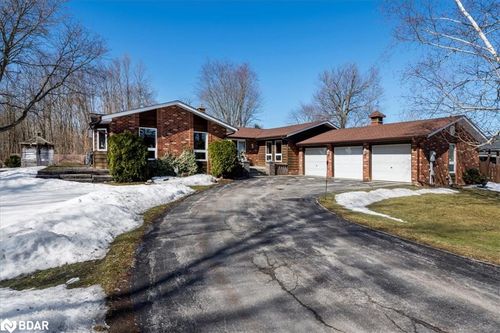256 Maple Grove Rd, Gilford, ON, L0L1R0 | Card Image