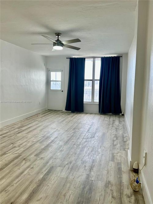 d704-1300 Lincoln Rd, Miami Beach, FL, 33139-2264 | Card Image