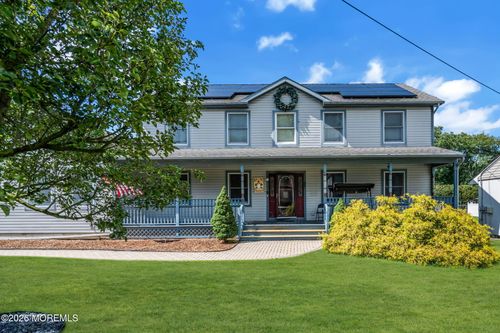 8 West Ave, Old Bridge, NJ, 08857-3824 | Card Image
