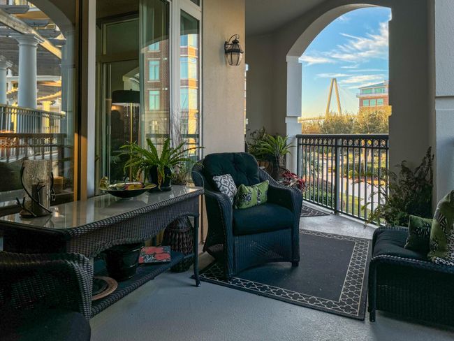 221 porch (1) | Image 4