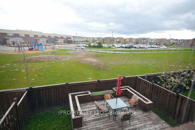867 Fowles Crt, House attached with 4 bedrooms, 3 bathrooms and 2 parking in Milton ON | Image 32