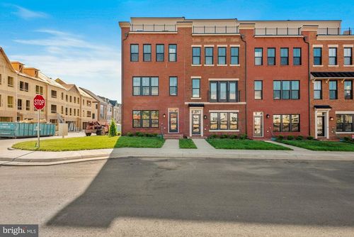 22958 Clarence Walk Ter, Broadlands, VA, 20148-4970 | Card Image