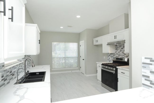 2522 Cardinal Elm St, House other with 4 bedrooms, 3 bathrooms and 2 parking in Fresno TX | Image 14