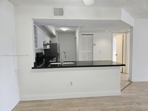 apt-203-18830 Nw 57th Ave, Hialeah, FL, 33015-7015 | Card Image