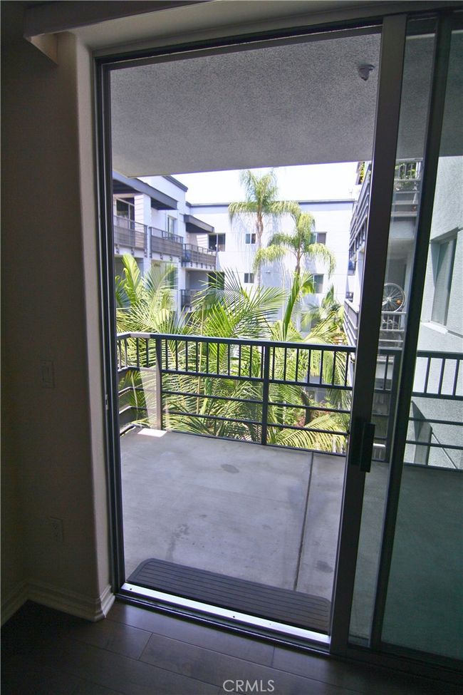 APT-508 - 629 Traction Ave, Condo with 2 bedrooms, 2 bathrooms and 2 parking in Los Angeles CA | Image 9