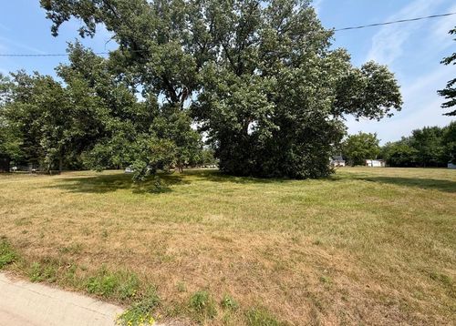 605 8th St Sw, Little Falls, MN, 56345-1601 | Card Image