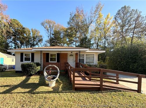 931 Fleetwood Dr, Fayetteville, NC, 28305-5513 | Card Image