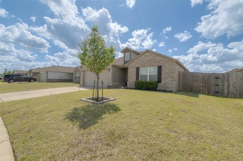303 Waterside Drive, Newcastle, OK, 73065 | Card Image
