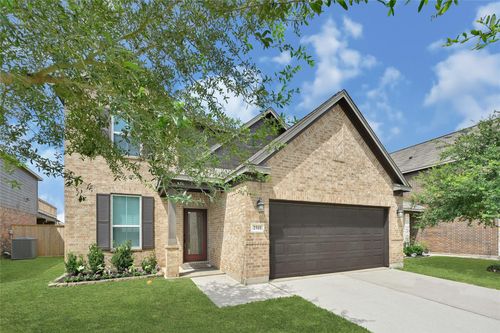 2511 Oakleaf Ash Ln, Fresno, TX, 77545-2159 | Card Image