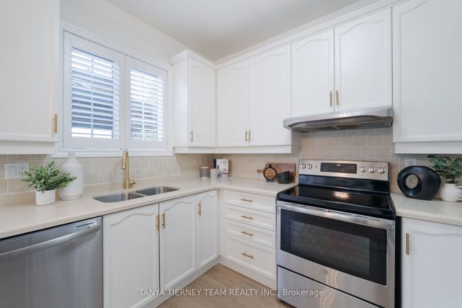 23 Bexley Cres, House other with 4 bedrooms, 3 bathrooms and 2 parking in Whitby ON | Image 17